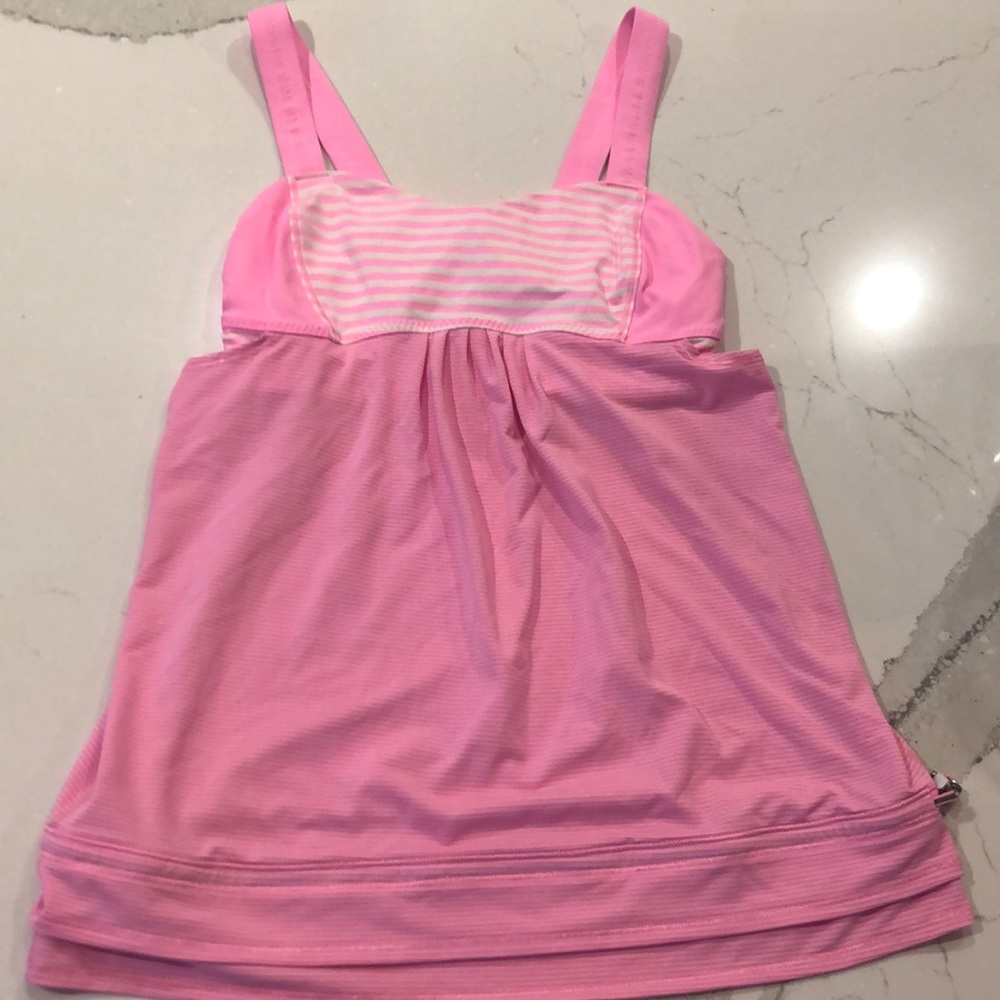 Lululemon top
